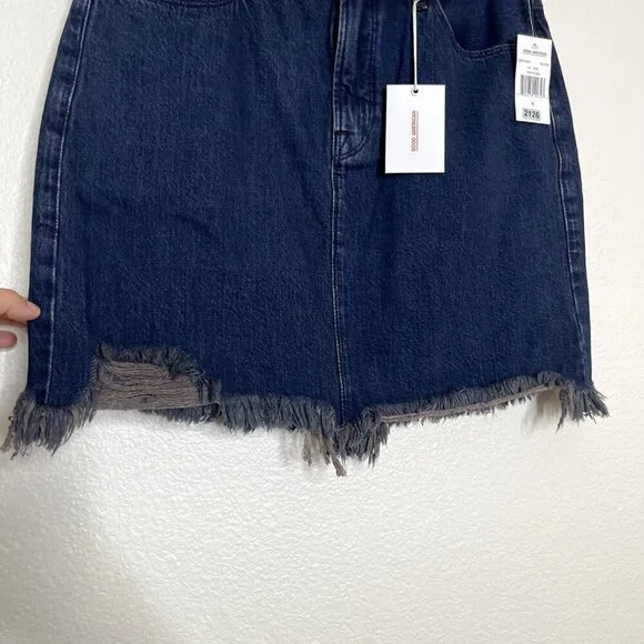 Good American Denim Skirt Sz 6/28 Mini Blue Frayed Hem Miniskirt 100% Cotton NEW - Picture 5 of 14